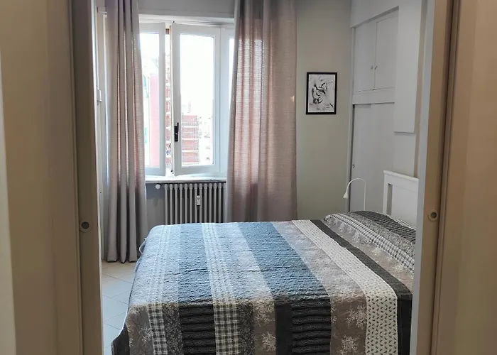 Apartament Attico Italia 61 *